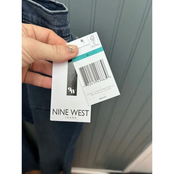 Nine West Jeans Women's Size 16 Bootcut Mid Rise Denim Pants New With Tags - Picture 2 of 4